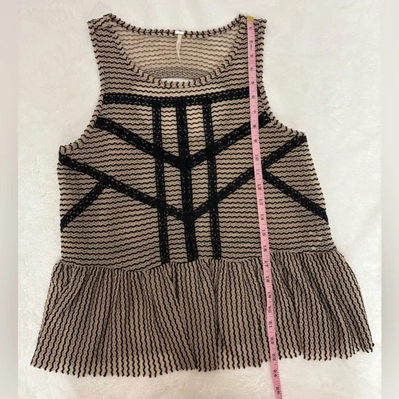 Free People Sleeveless Peplum Tank Top-Beige & Black Striped Lace Detail Size S - Picture 7 of 10